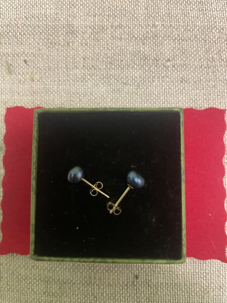 Cercei fetite/ femei Aur 14 k cu perla de cultura.