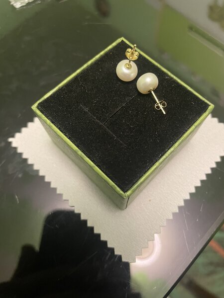 Cercei fetite/ femei Aur 14 k cu perla de cultura.