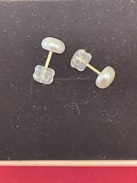 Cercei fetite/ femei Aur 14 k cu perla de cultura.