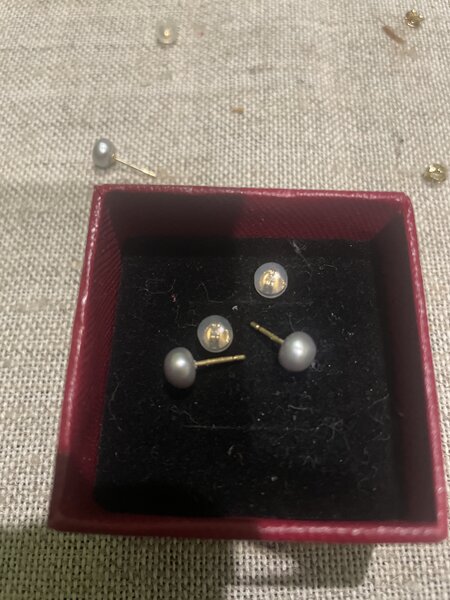 Cercei fetite/ femei Aur 14 k cu perla de cultura.